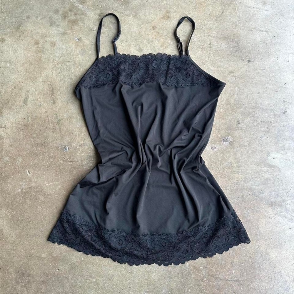 Vintage black unique beautiful lace trimmed cami top